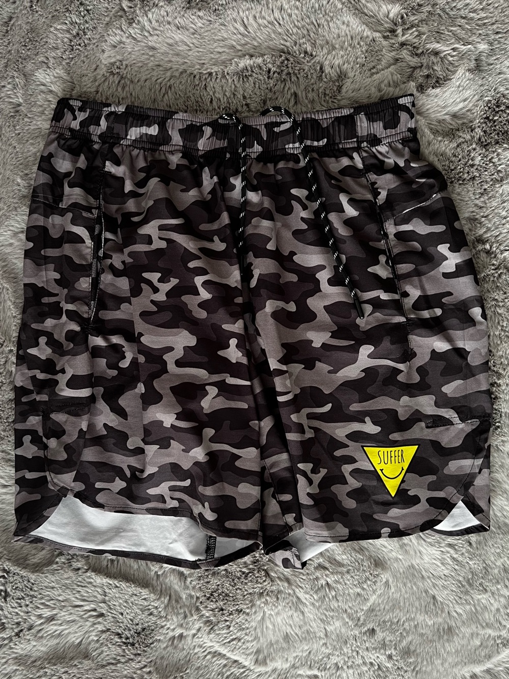 Sharpen the Axe Mens CrossFit Athletic Shorts Black & Gray Camo Size Medium